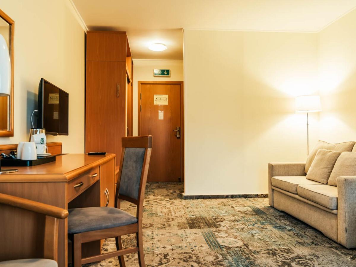 Hotel Mragowo Resort&Spa Eksteriør bilde